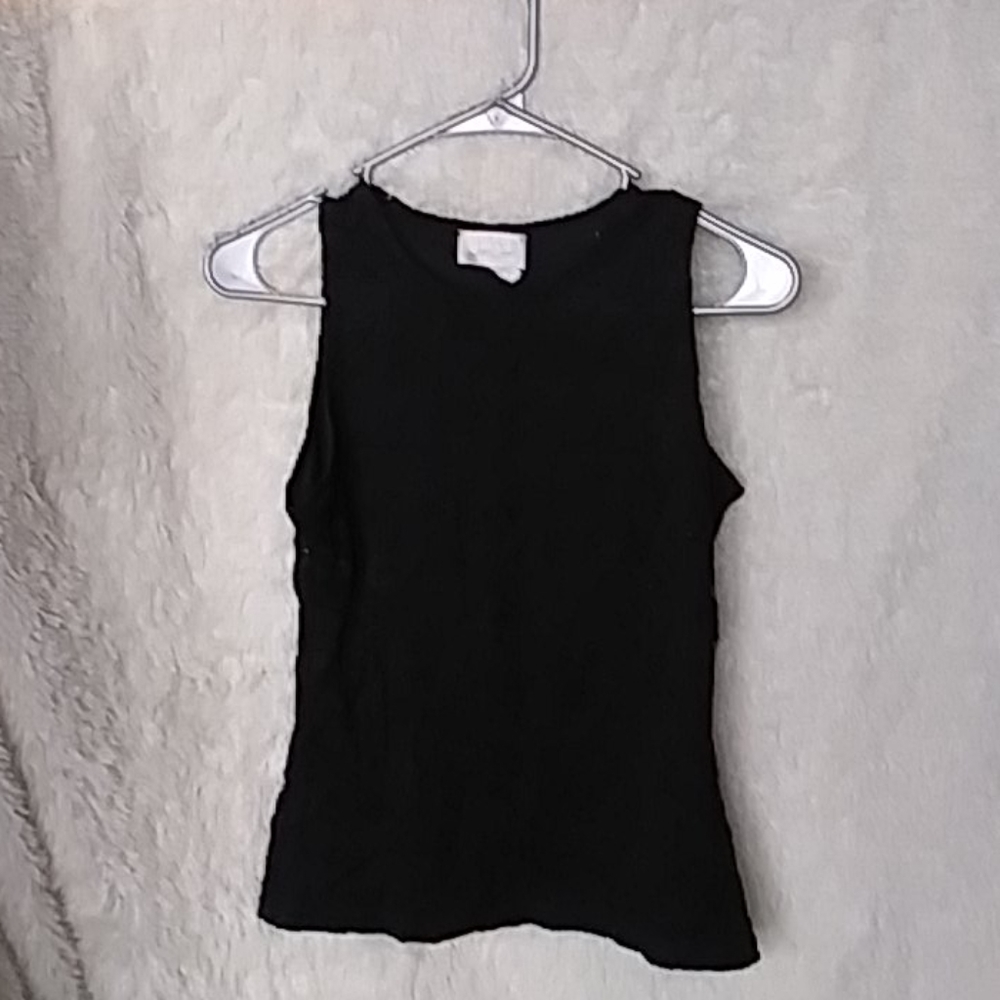 Women's sleeveless top